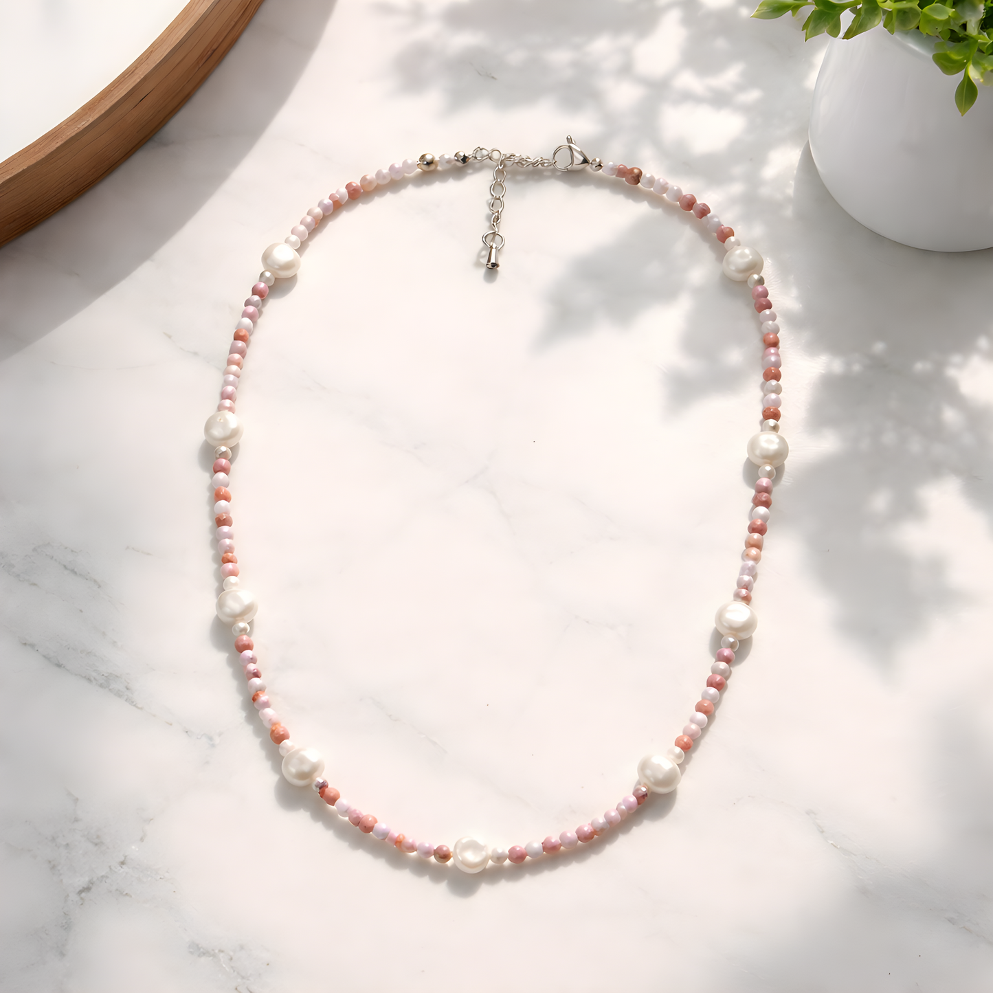 Soft Nature Pearl Necklace